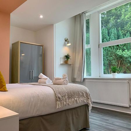 Stunning Rural Apartment - Sleeps 4 - Parking Личфийлд Екстериор снимка